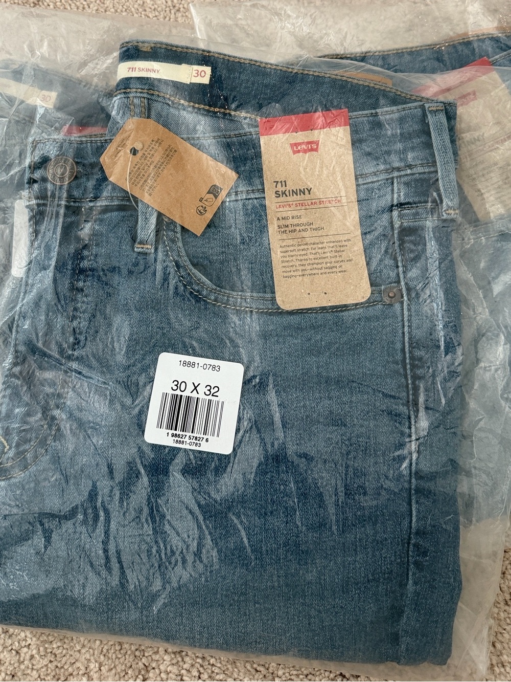Levi’s 711 Skinny